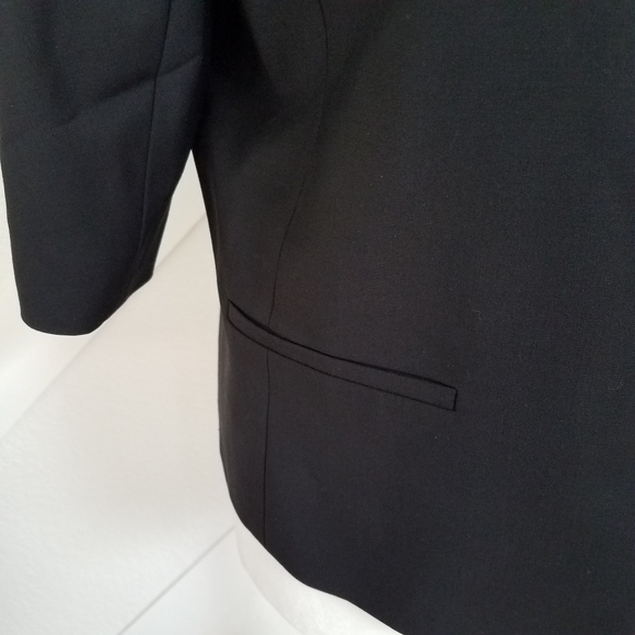 Ann Taylor | Ruffle Collar Cropped Short Sleeve Wool Jacket Blazer - Picture 6 of 9